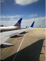 Picture of the wing of the plane