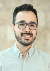 Noé J. Nava headshot